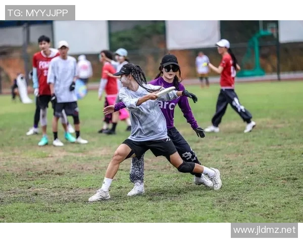 广州飞盘队在比赛中的快速转换与战术得失分析 广州飞盘队在比赛中的快速转换与战术得失分析